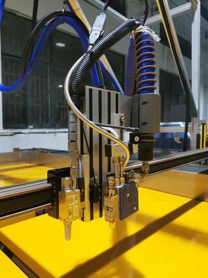 XY Glue Plotter with 840mm Stack Height and 2-3Kg/h Glue Output Featuring Automatic Height Adjustment