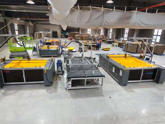 XY Lijmplotter CNC Lijmmachine met Operator tot Vier Veelzijdige Werkwijzen en Verwarmtijd 2 tot 30 Minuten